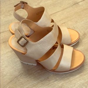 Kork Ease Tan/Nude Size 10 women’s platforms